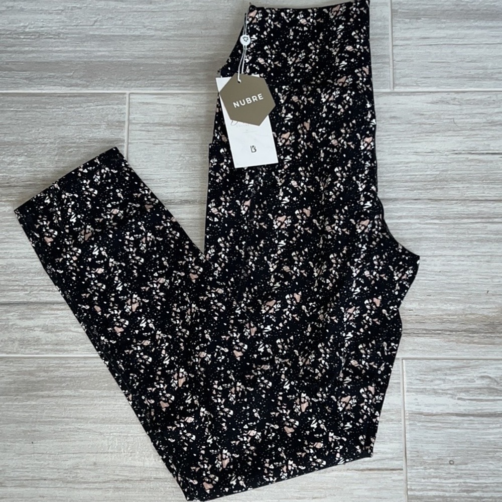 BuffBunny Rosa Pocket Legging Black Terrazzo size medium full length